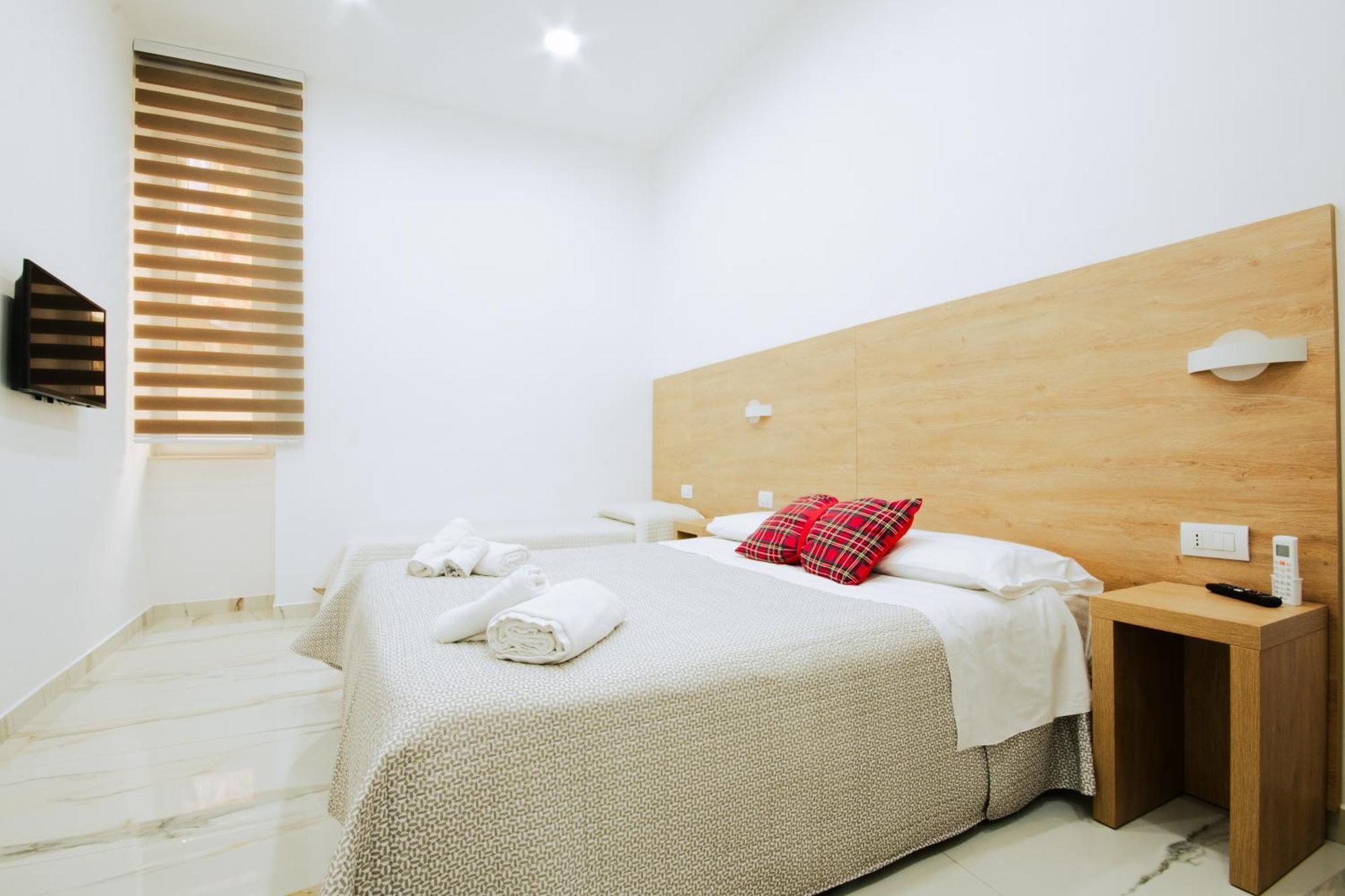 Light Hotel Наполи Екстериор снимка