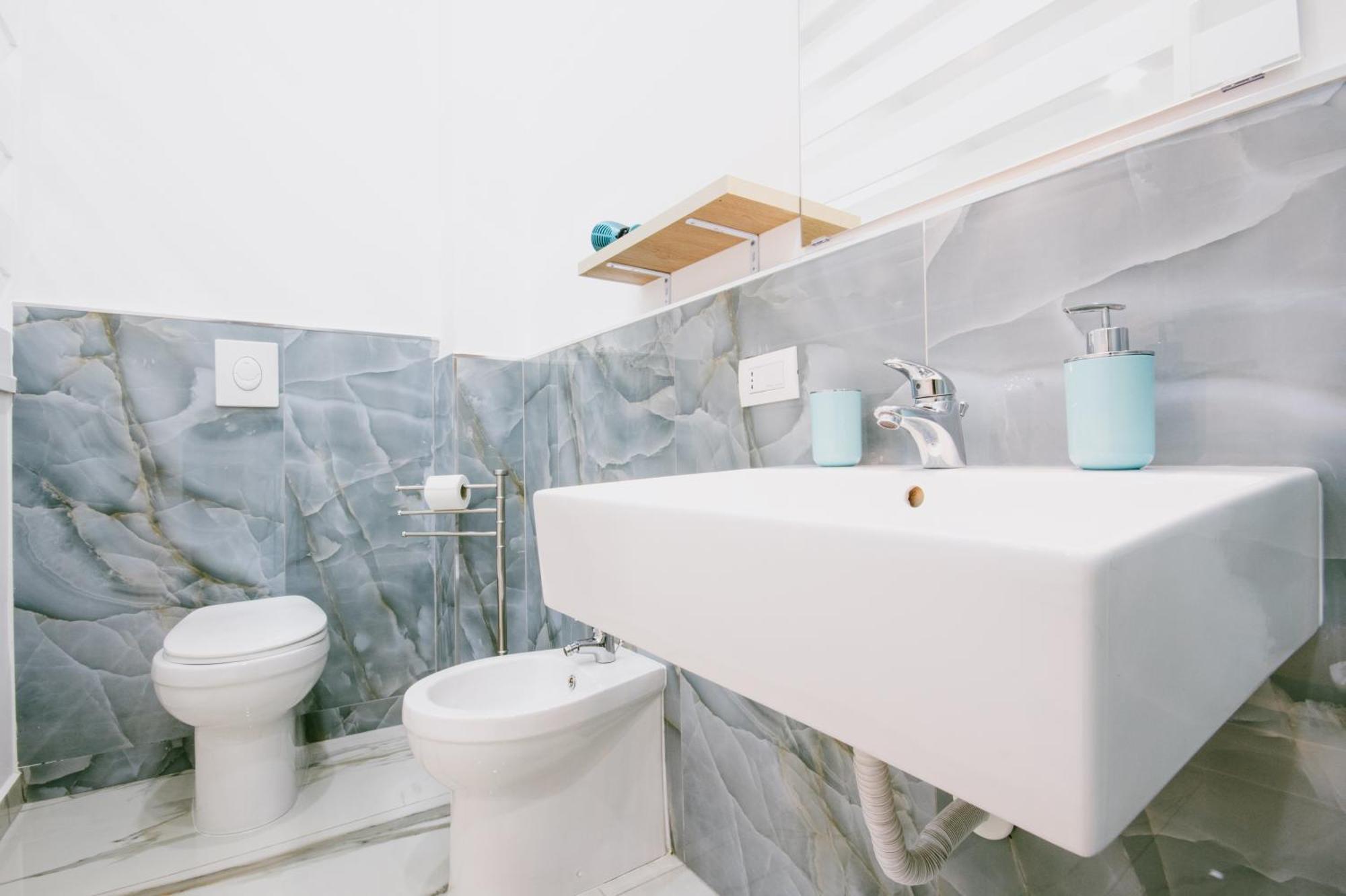 Light Hotel Наполи Екстериор снимка